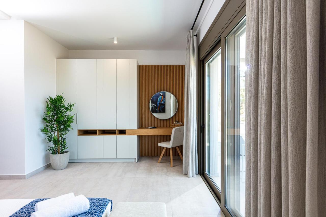 Lagoon Seaside Villa, Sumptuous Retreat,By Thinkvilla Pánormos Exterior foto